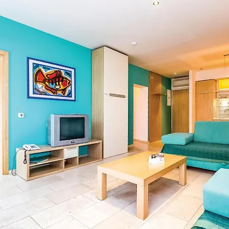 Amazing In With Outdoor Swimming Pool, Sauna And Swimming Pool Нови-Винодолски
